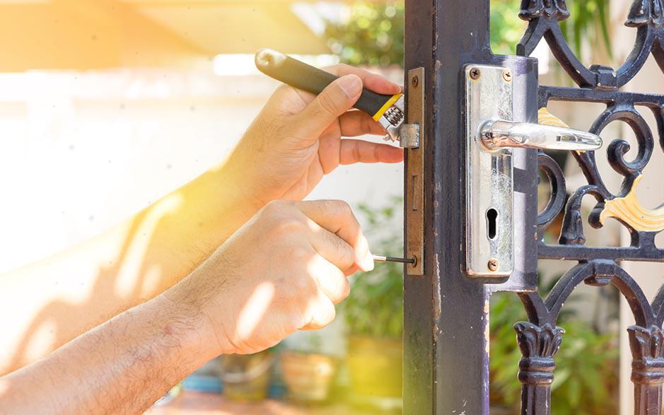 comment forcer une serrure de porte Livry-Gargan