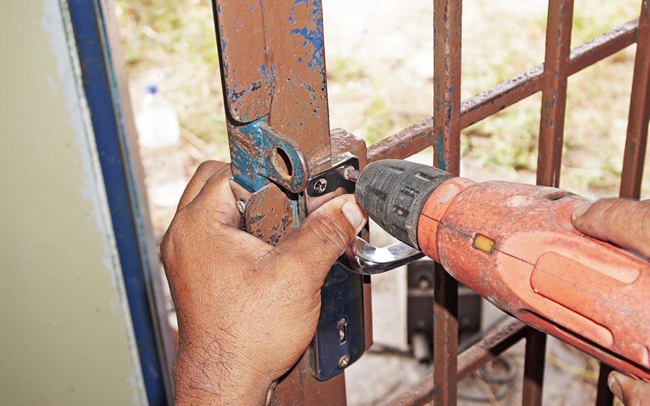 comment forcer une serrure de porte Livry-Gargan