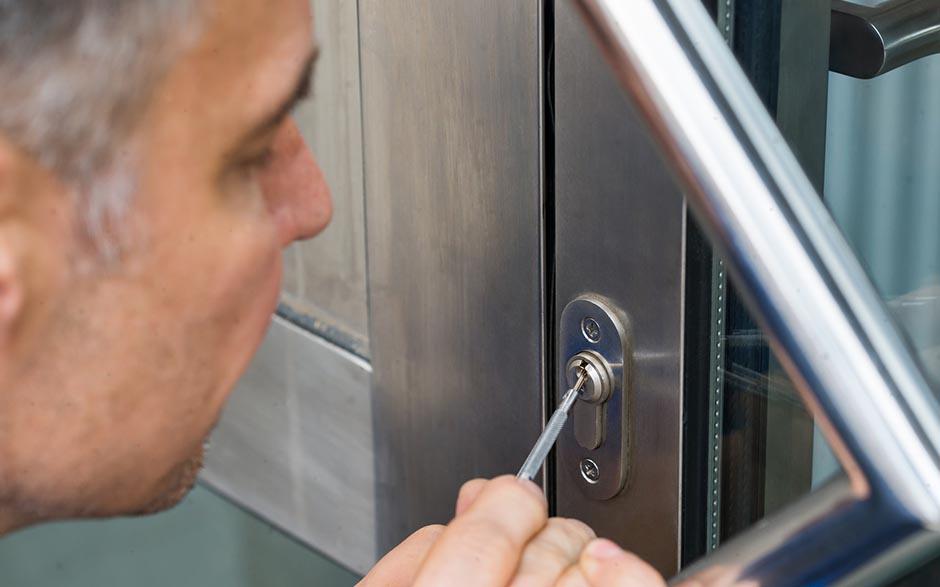 comment forcer une serrure de porte Livry-Gargan