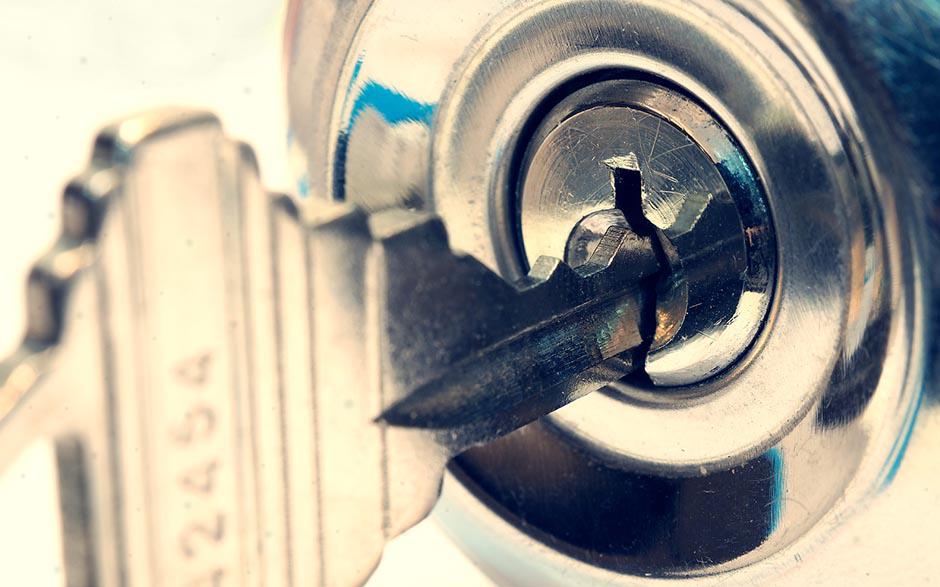 comment forcer une serrure de porte Livry-Gargan